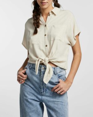 PIECES PCVINSTY Tee-Shirt Birch, t-shirt manches courtes, col chemise, 80% Viscose, 20% Lin, Le Comptoir Rouen Le Havre