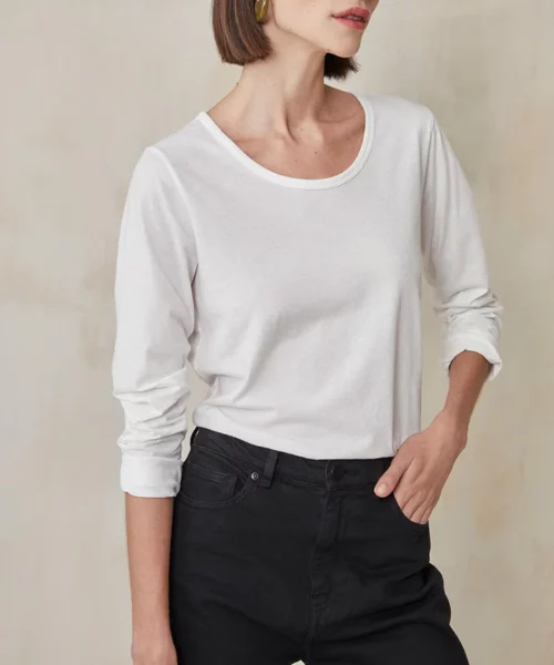 T-shirt manches longues écru pour femme 100% coton col rond près du corps effet seconde peau