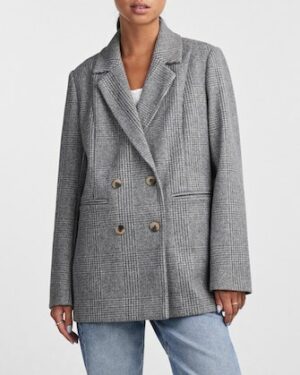 veste blazer grise pour femme de la marque PIECES à découvrir dans nos boutiques le comptoir de rouen et le havre