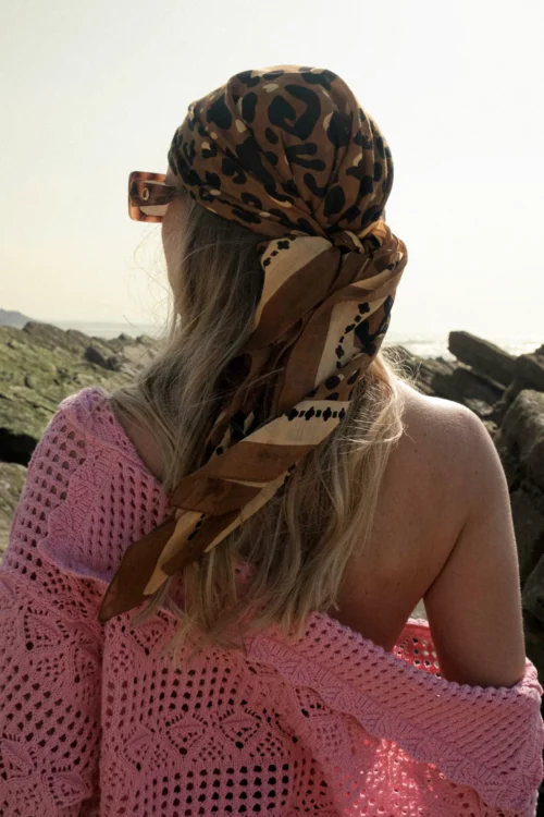 foulard femme camel 100% voile de coton, motif léopard, le comptoir rouen le havre