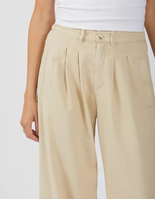 pantalon large fluide pour femme écru de la marque reiko référence bloom light le comptoir rouen le havre magasin vêtements femmes