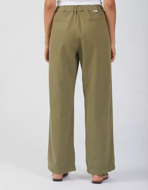 pantalon large fluide pour femme kaki marque reiko référence bloom light le comptoir rouen le havre magasin vêtements femmes
