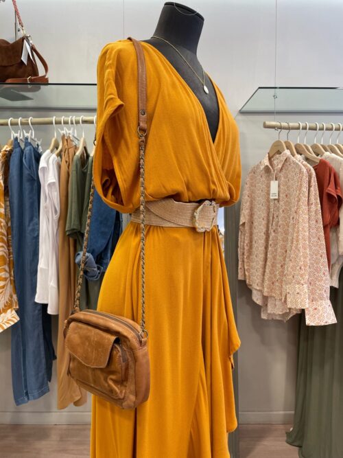 look tendance pour femme été avec une robe longue sur notre boutique en ligne et dans nos magasins de vêtements pour femmes le comptoir rouen le havre