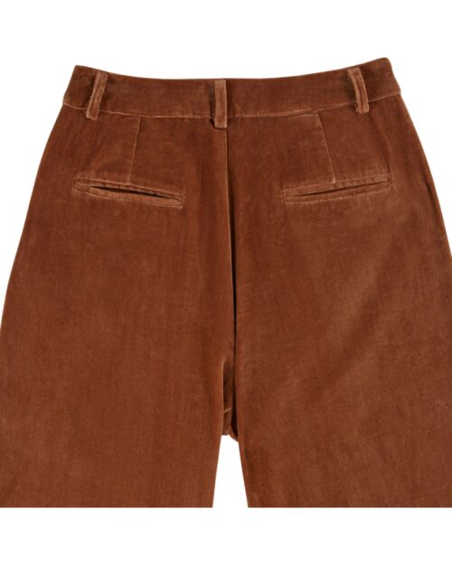 Détail poches arrières Pantalon Large Velours pour femme marron référence CAROUB Emile et Ida, 100% coton, made in India