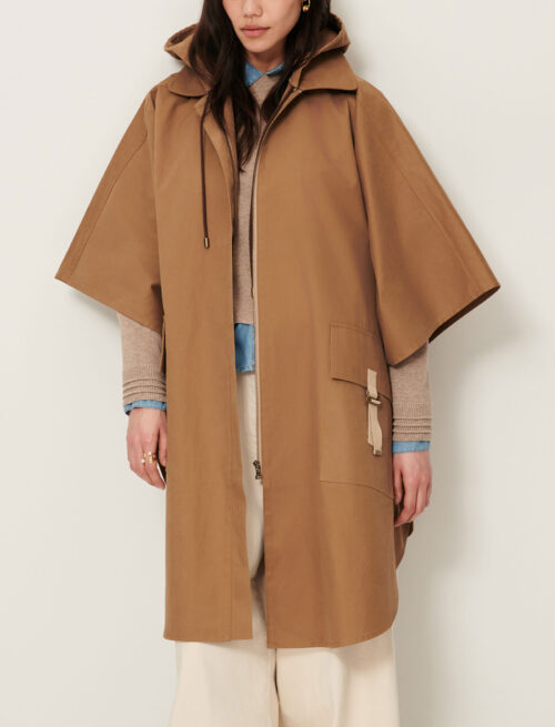 Cape oversize avec capuche Poches plaquées avec rabats, fermées par une bordure en coton ton sur ton. manteau cape sessun castelwick alpaga beige camel