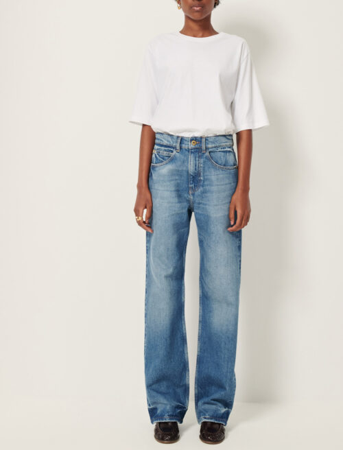 total look Jean droit long coupe décontractée en denim stonewashed à l'effet authentique. Taille moyenne. 100% coton jean sessun denimi stoneblue