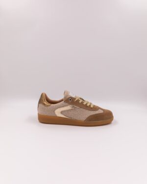 Pour femme. Effet mouton Cuir et suède. Coloris marron et touches de doré. 2 Paires de lacets effet mouton marron et crème. pour femme Baskets 0-105 Nova Sheep