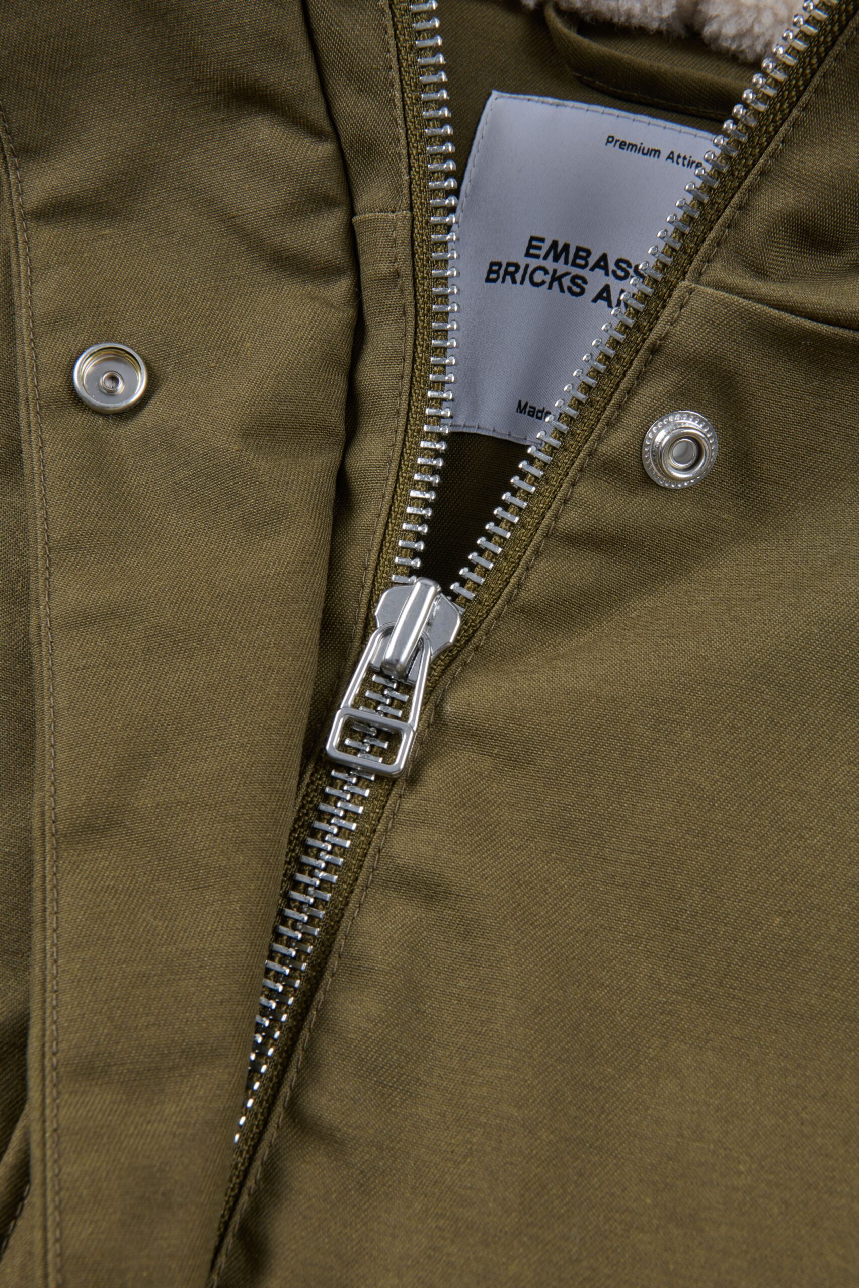 EMBASSY KIMI Parka Olive – Image 20