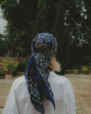 Bandana coton.100x100 cm.Navy. Maison Lecomte Flament Faro FOULARD BANDANA COTON.Bleu marine,rose,bleu ciel,jaune.