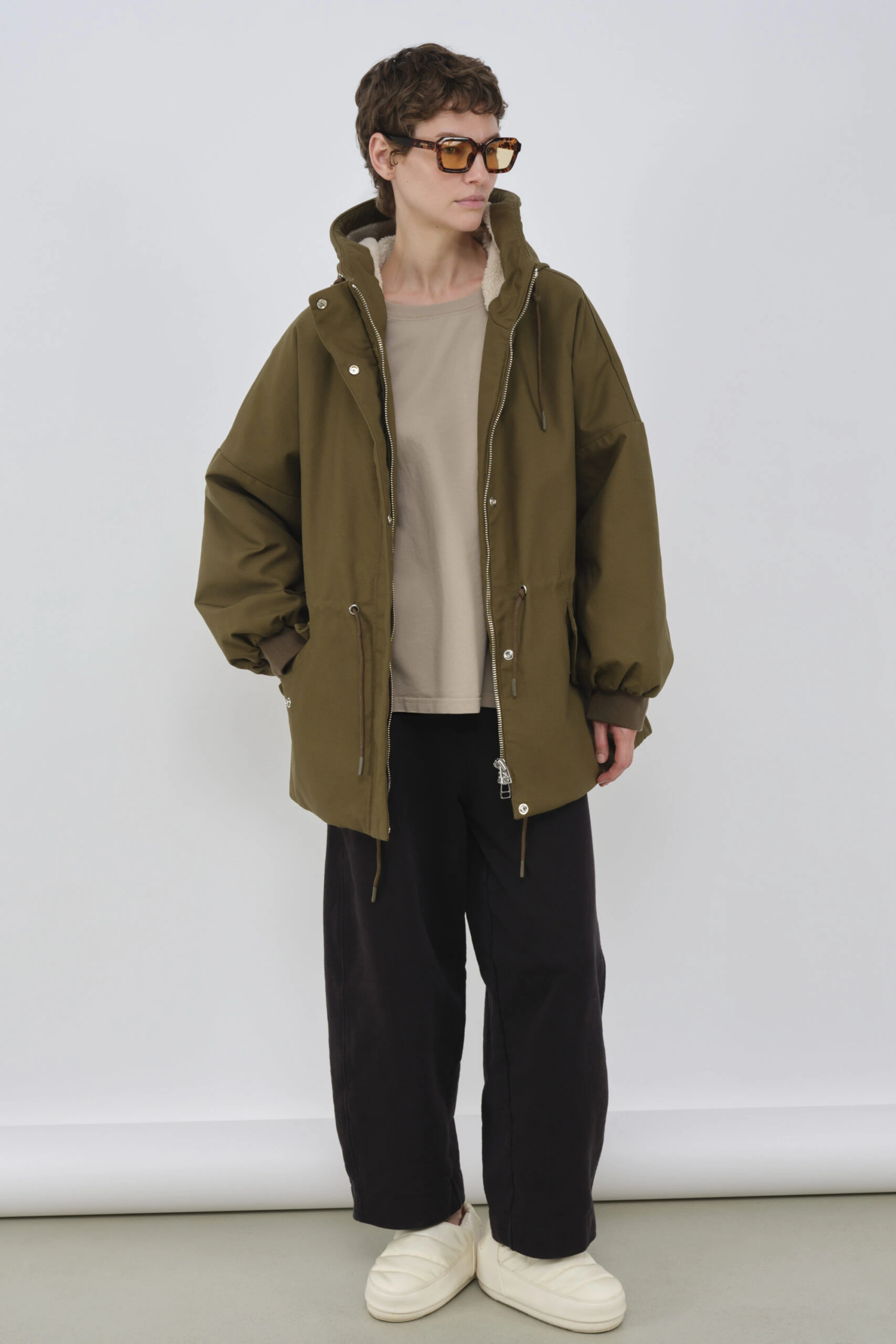 EMBASSY KIMI Parka Olive – Image 5