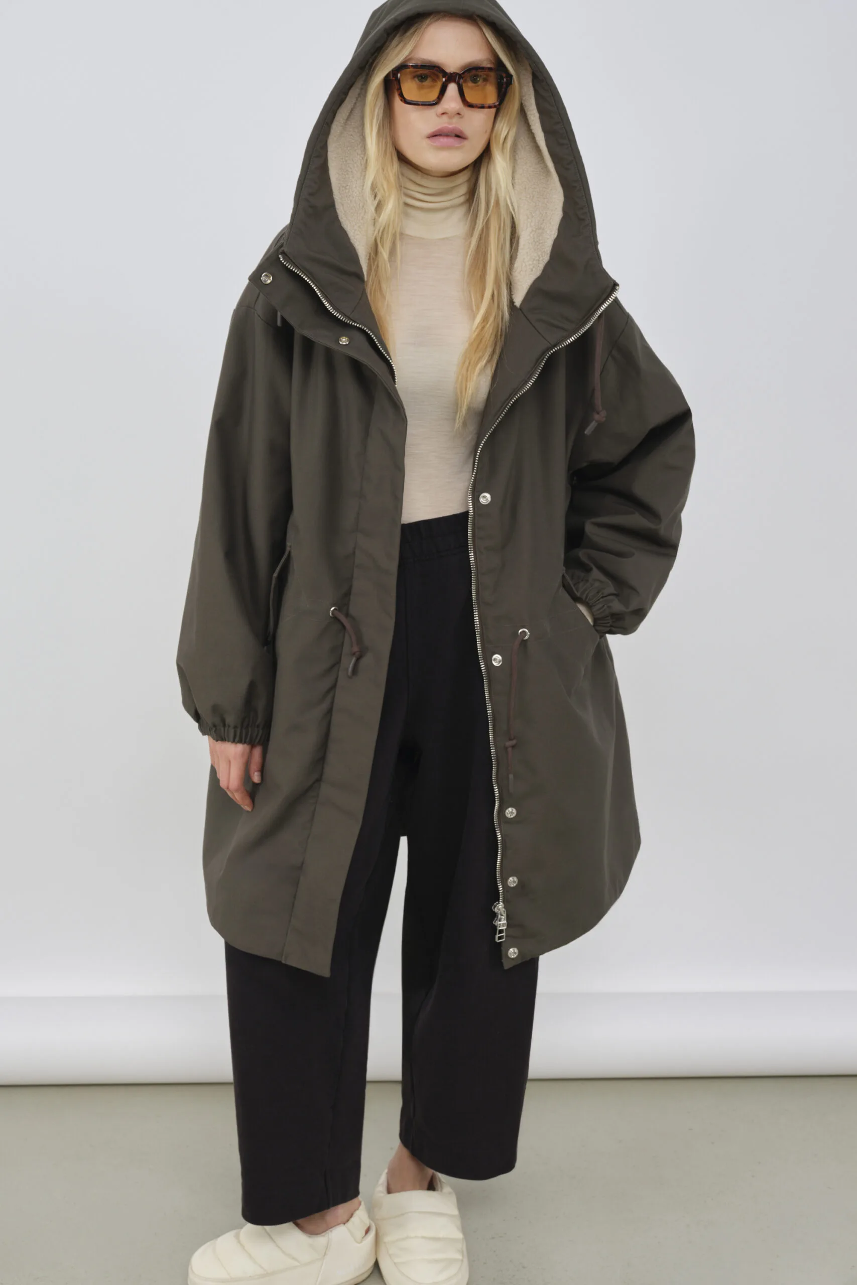 EMBASSY MEMPHIS Parka Black Olive – Image 6