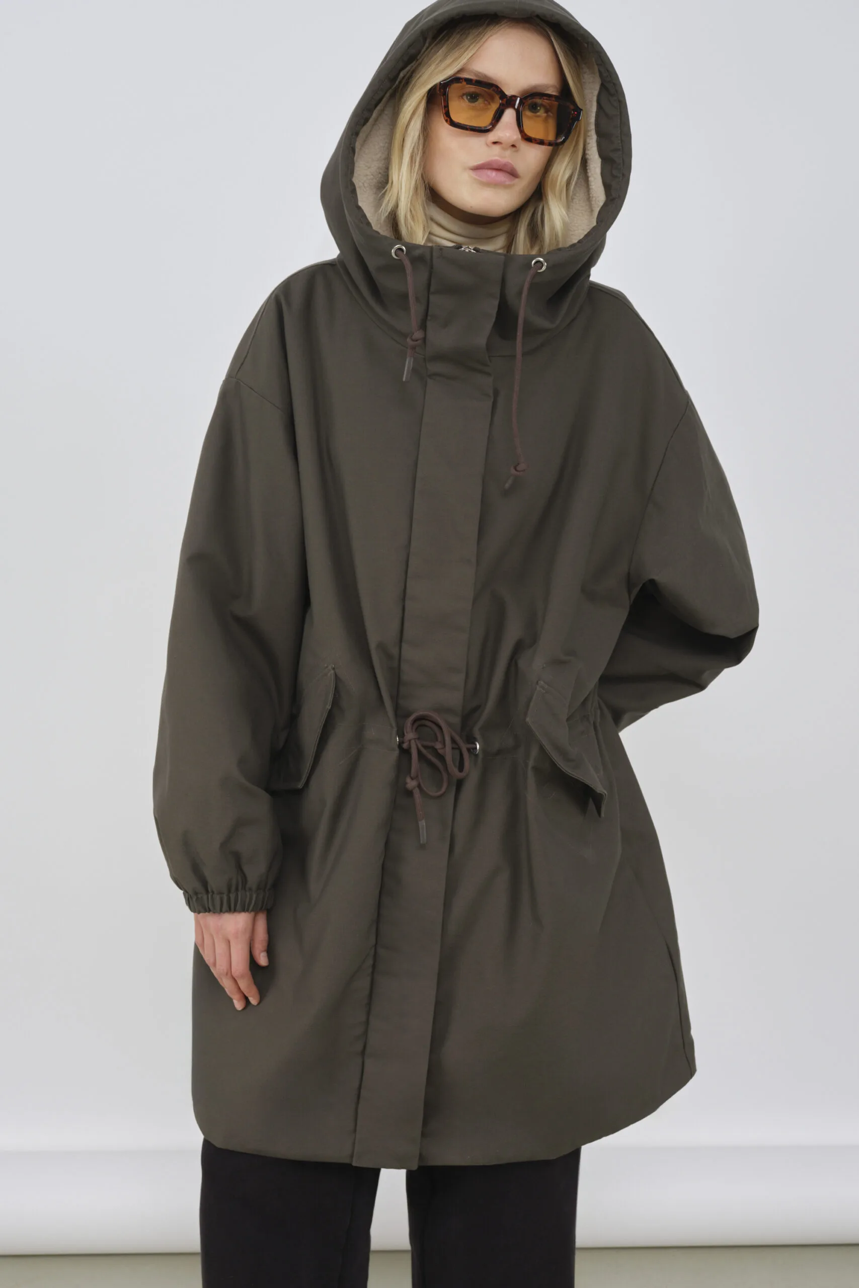 EMBASSY MEMPHIS Parka Black Olive – Image 8