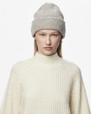 PIECES PCPYRON Bonnet Moonbeam